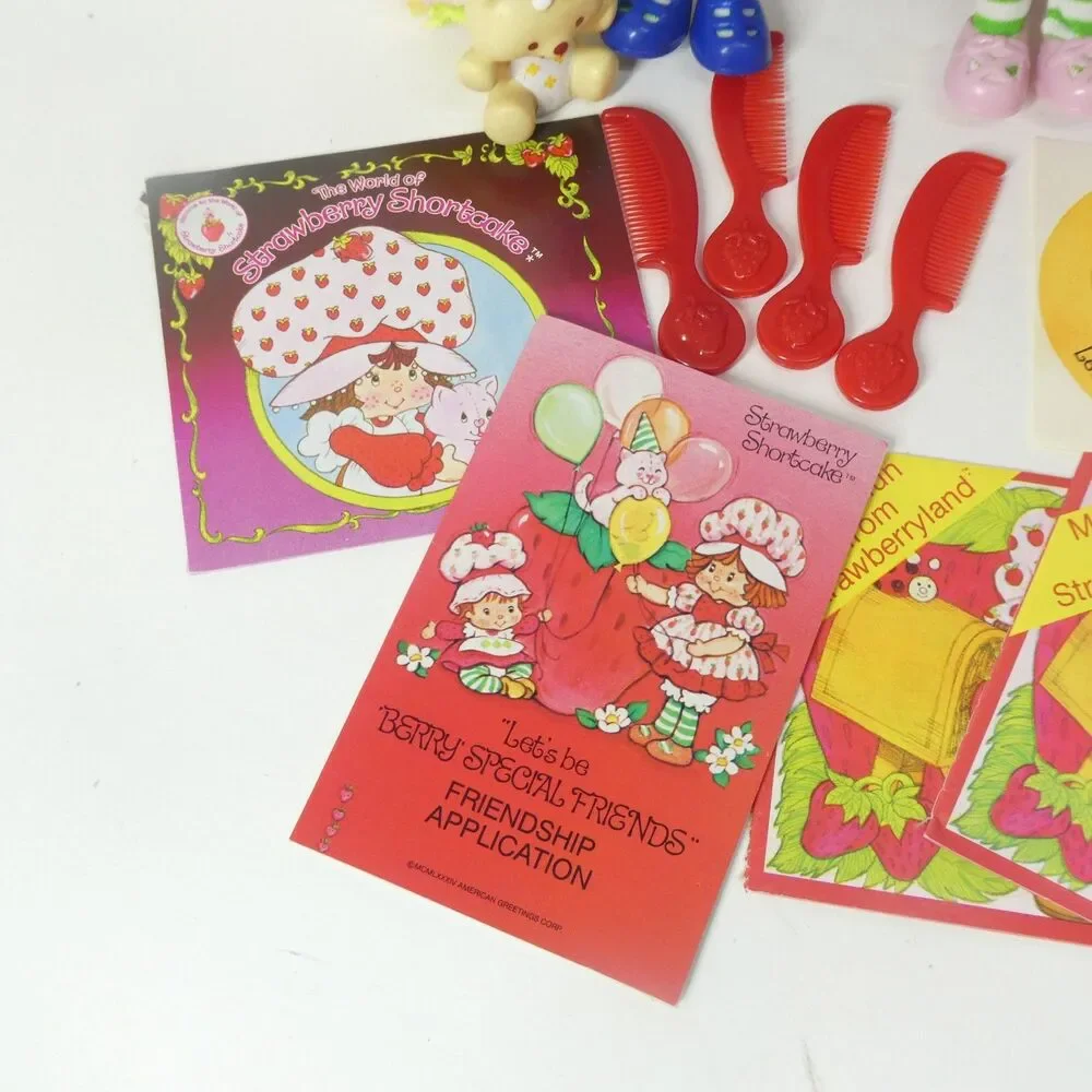 Strawberry Shortcake Doll Lot of 4 Vintage w/ Blueberry Muffin & Raspberry Tart